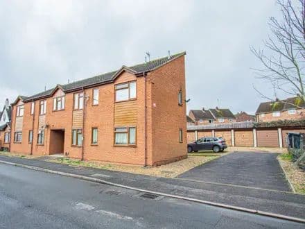 Sherriff House, Park Road, Irthlingborough, NN9 5PW