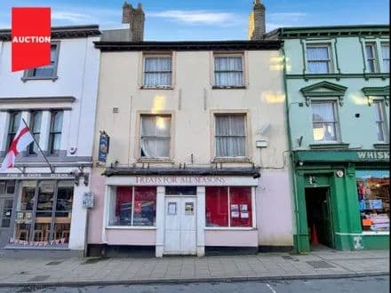 18 South Street, Torrington, EX38 8AA