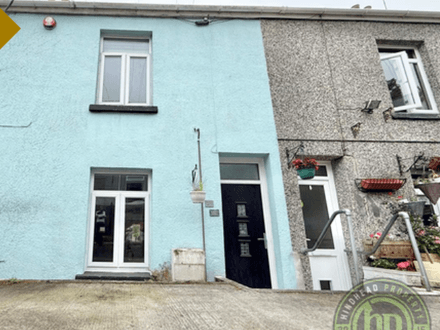 11 Huntley Place, Laira , PL3 6AW