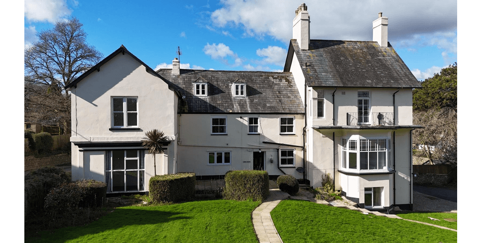 Property Image 0