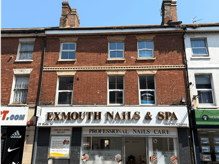 3-BEDROOM MAISONETTE IN HEART OF TOWN CENTRE