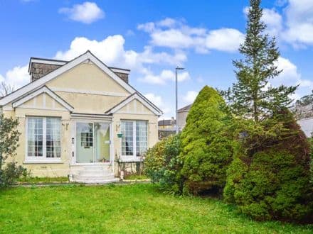 FOR SALE VIA BRADLEYS ONLINE AUCTION 10AM 21ST APRIL 2026.