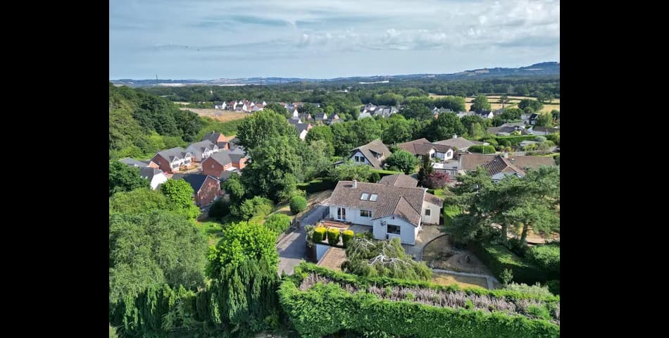 Property Image 0