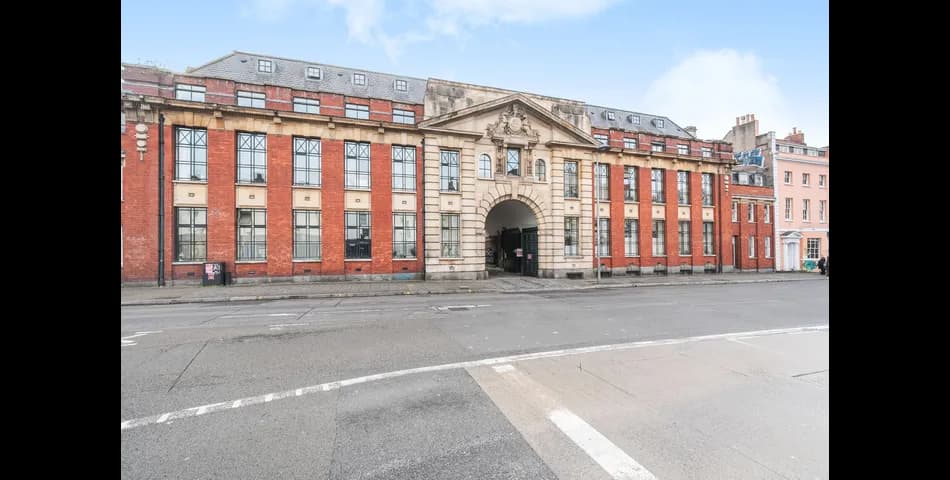 Property Image 0