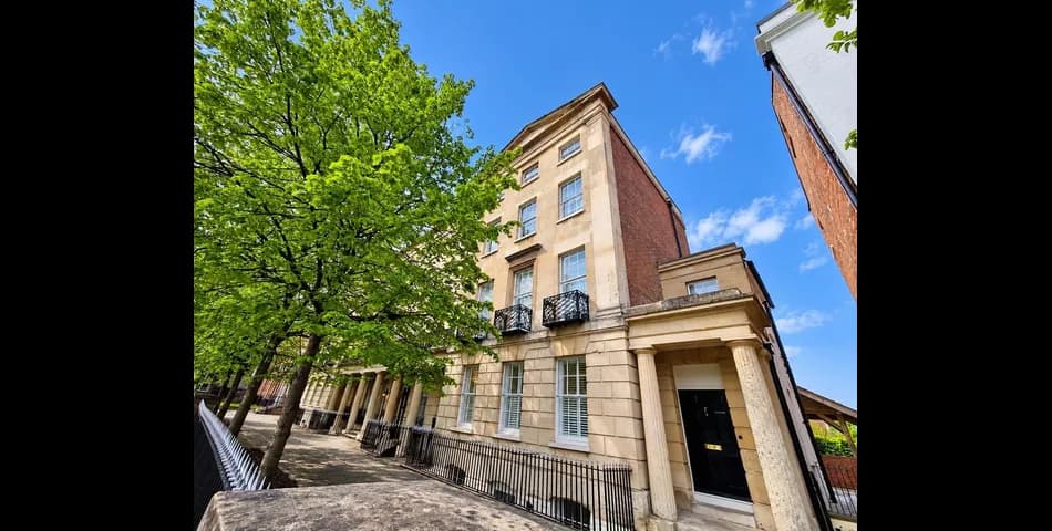 Property Image 0