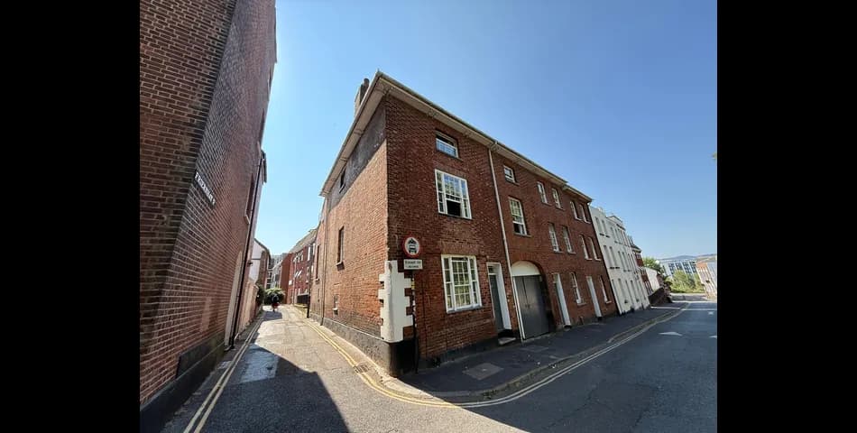 Property Image 0