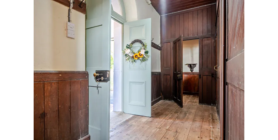 Property Image 0