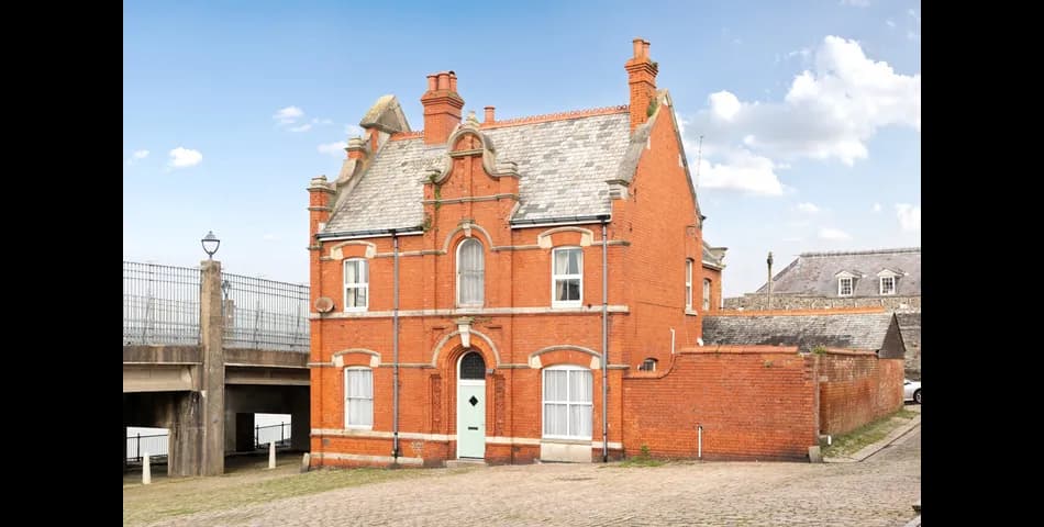 Property Image 5